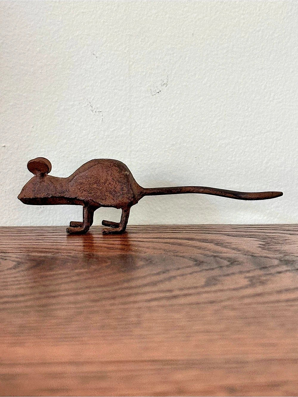 Vintage-Style Iron Mouse Sculpture | Rustic Folk Art Decor